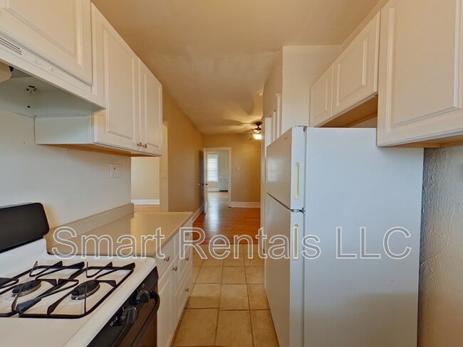 Building Photo - 1008 Tamm Ave
