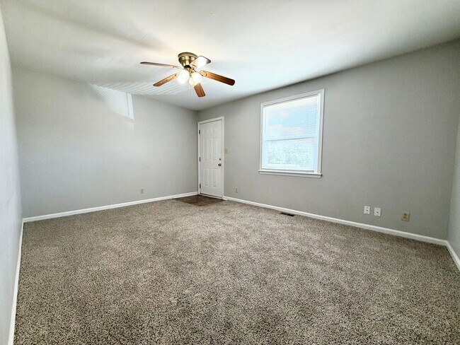 Building Photo - Bancroft Circle Apartments