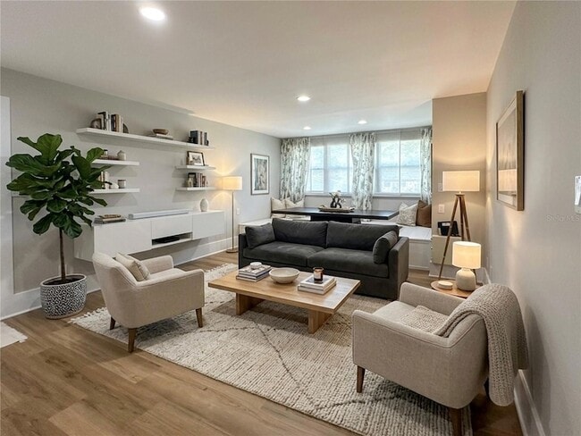 Photo - 1400 Gandy Blvd N Apartment