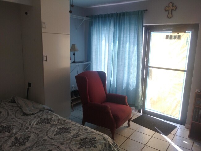 Foto del edificio - 1735 Cupecoy Cir