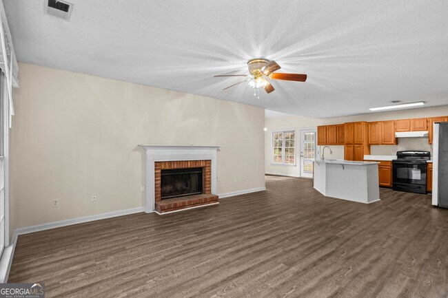 Building Photo - 2155 Southbrook Ridge NW