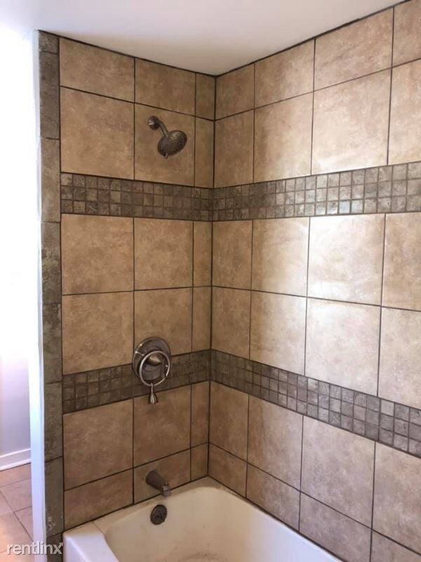 Foto del edificio - 2 br, 1 bath Apartment - 1001 3rd St
