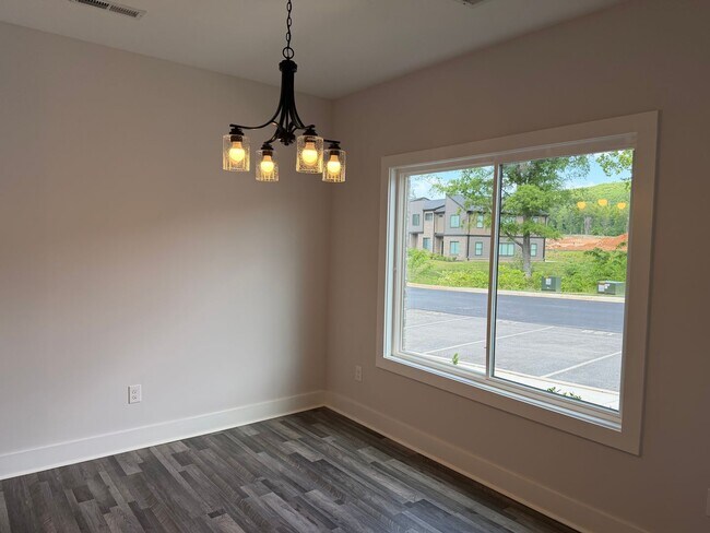 Building Photo - The Allure Townhomes Newer Rustburg Community