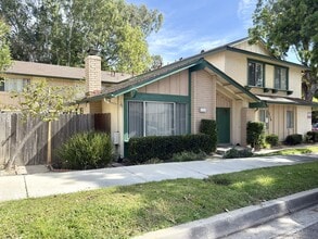 Building Photo - 2136 Via Esmarca