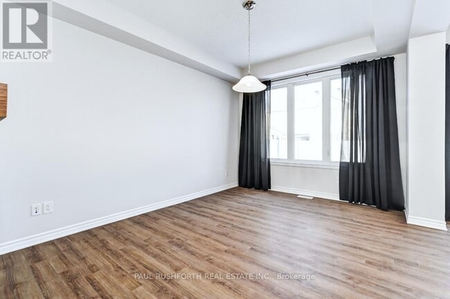 Building Photo - 123 Pictou Cres