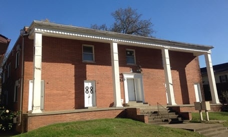 Primary Photo - S.E. First St. Apartments