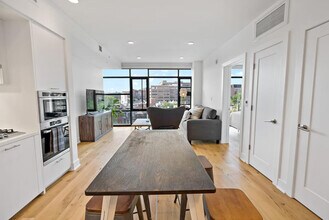 Building Photo - 635 S St NW