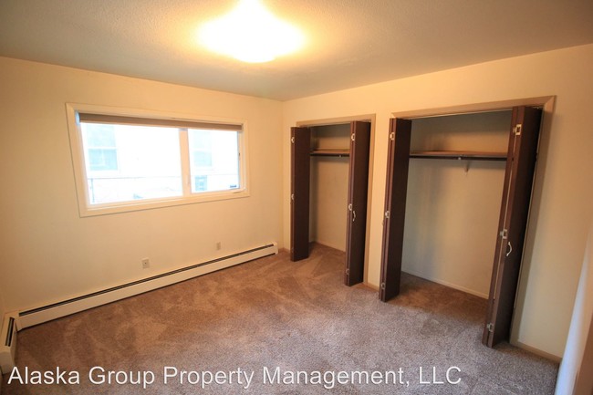 Building Photo - 307 Eyak Dr