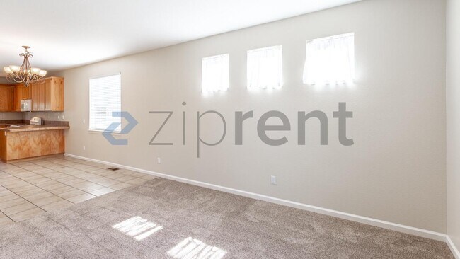 Building Photo - 1251 Clover Dr