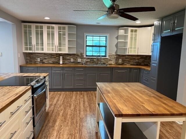 Foto del edificio - 22985 Hwy 105 W