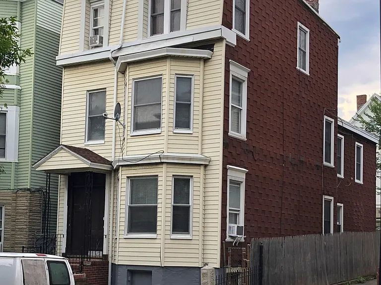 Cozy 1.5-Bedroom in a Vibrant East Boston Neighborhood - Cozy 1.5-Bedroom in a Vibrant East Boston Neighborhood