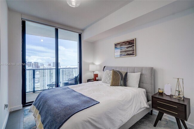 Foto del edificio - 1600 NE 1st Ave