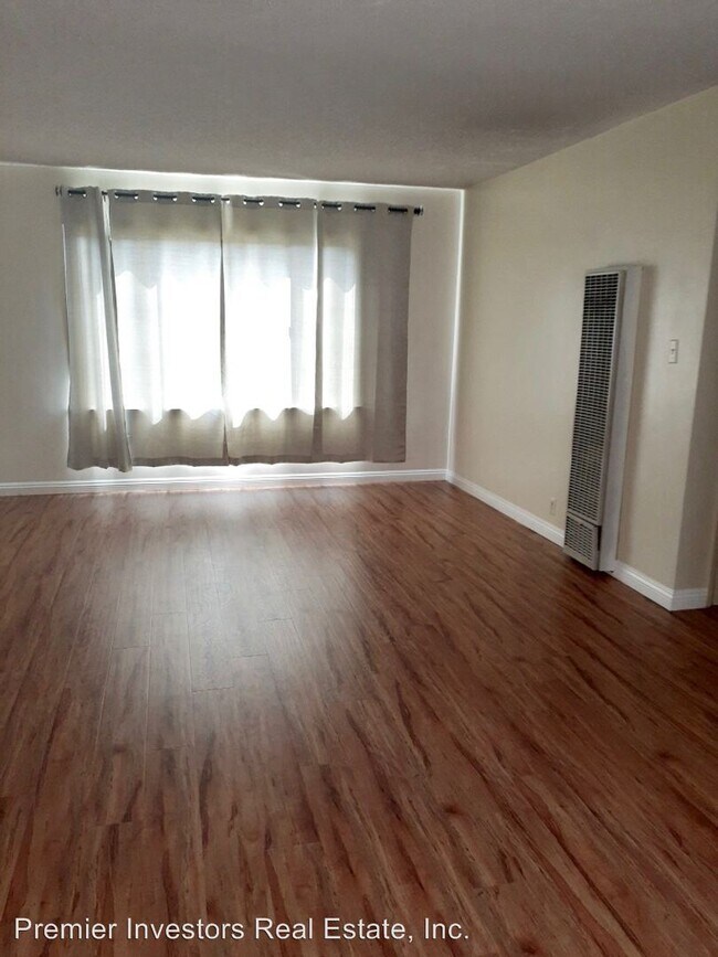 Building Photo - 1415 S Stoneman Ave