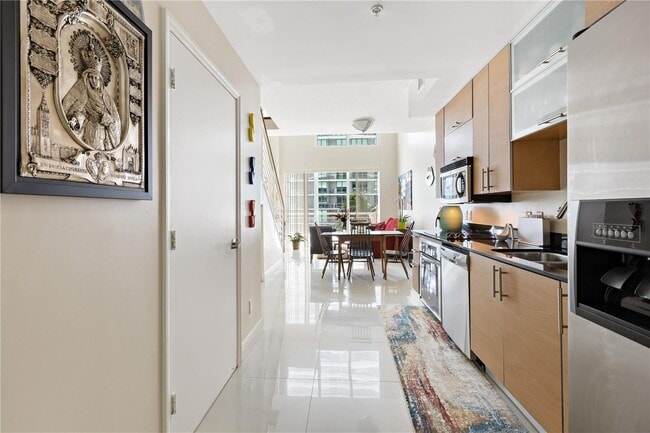 Foto del edificio - 60 SW 13th St