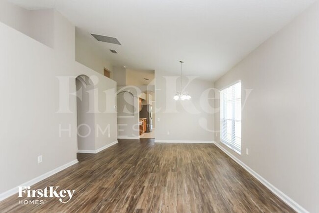 Building Photo - 13130 Early Run Ln