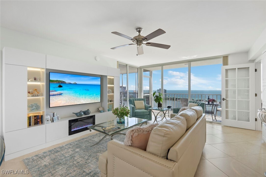 Primary Photo - 5550 Heron Point Dr