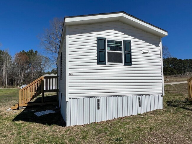 Foto del edificio - 136 Pine Forest Loop