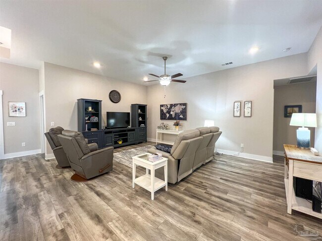 Foto del edificio - 5686 Dunridge Drive