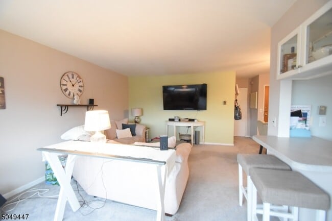 Building Photo - 100 Pierson Miller Dr