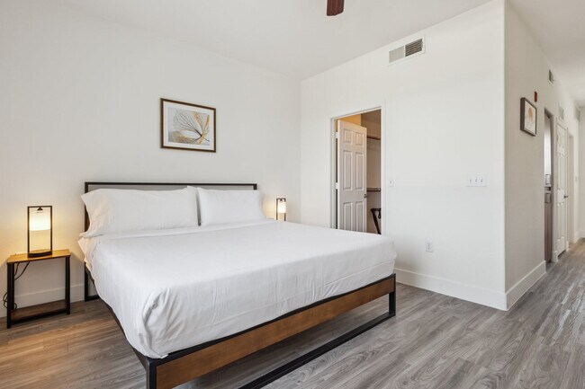 Foto del edificio - 6610 N 93rd Ave