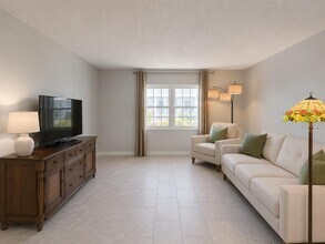 Building Photo - 1706 Belleair Forest Dr