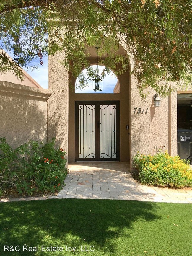 Building Photo - 3 br, 2 bath House - 7511 N Via De La Siesta
