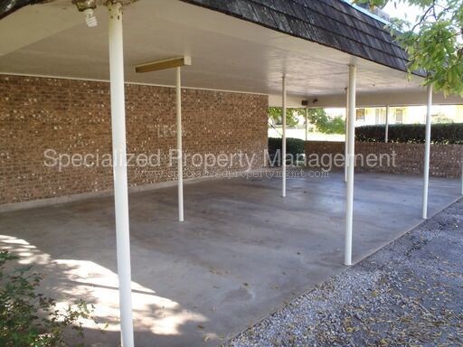 Foto del edificio - 5836 Locke Ave