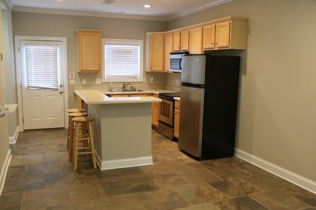 Foto del edificio - $625/bed for 3/3 in Auburn - Available Fal...
