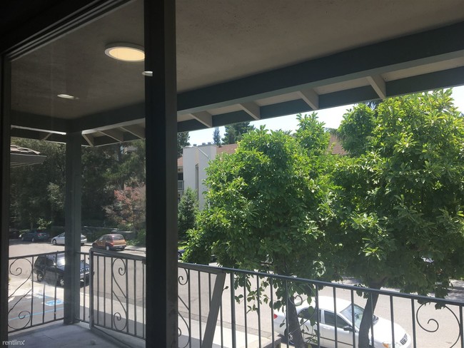 Foto del edificio - 3765 Miramar Way