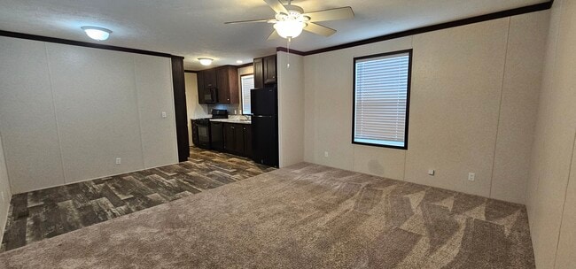 Foto del edificio - 67 Tulip Ln