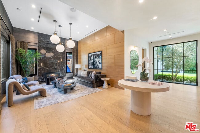 Foto del edificio - 17228 Otsego St