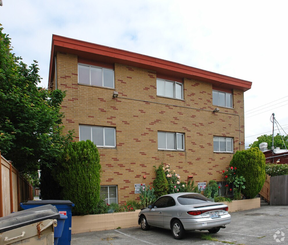 Building Photo - Arlene's Apartments