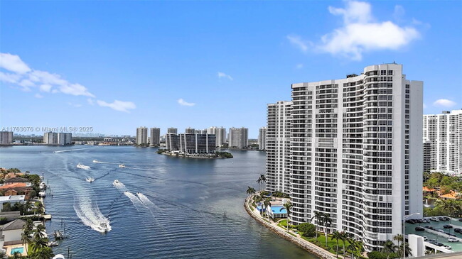 Foto del edificio - 19195 Mystic Pointe Dr