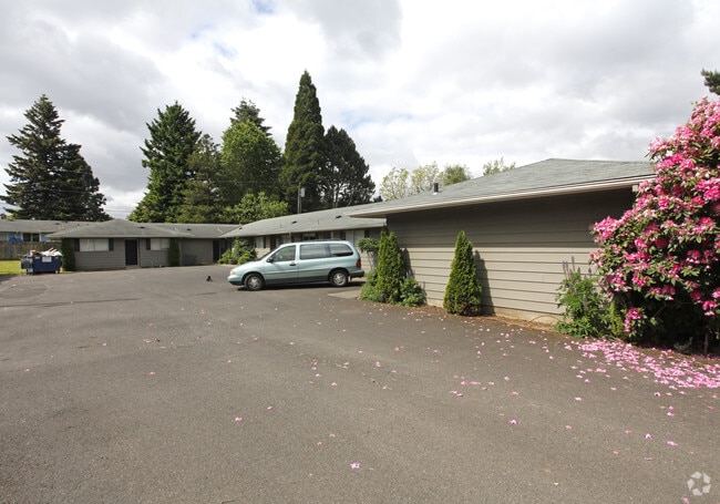 Building Photo - Alder Drive Apartments