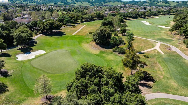 Foto del edificio - 2779 E Ruby Hill Dr