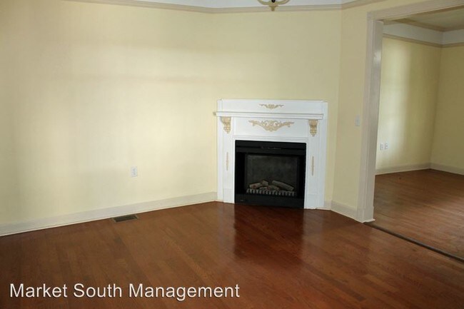 Building Photo - 3 br, 1.5 bath House - 417 Seiler Avenue