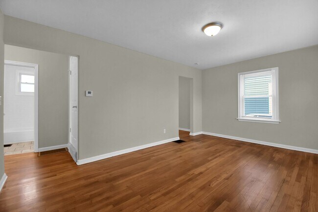 Foto del edificio - 2566 Atwood Terrace