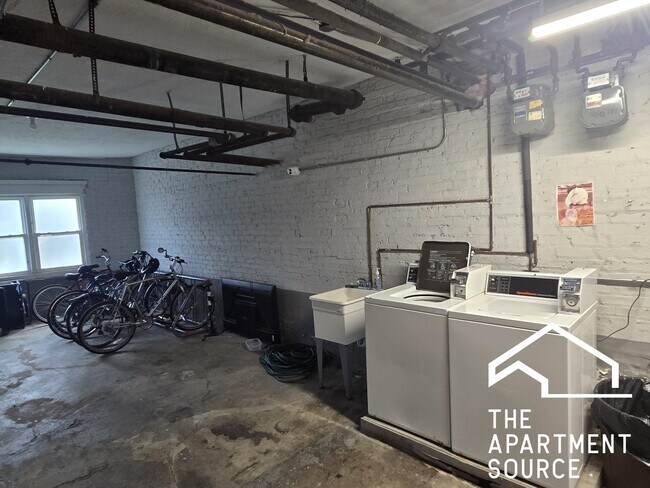 Photo - 7460 N Ashland Blvd Apartment