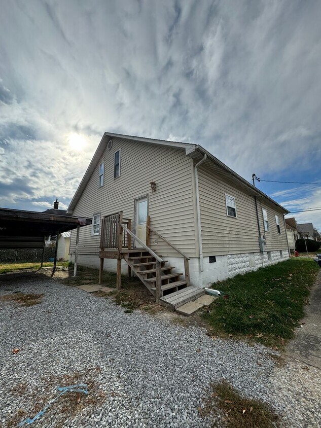 401 S Buchanan St, Marion, IL 62959 House Rental in Marion, IL