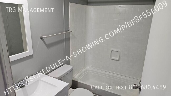 Building Photo - Lakeside Gem: 3BD 2Bath Rent to Own or For...