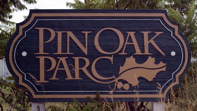 Building Photo - Pin Oak Parc
