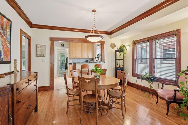 Foto del edificio - 3229 Fremont Ave S