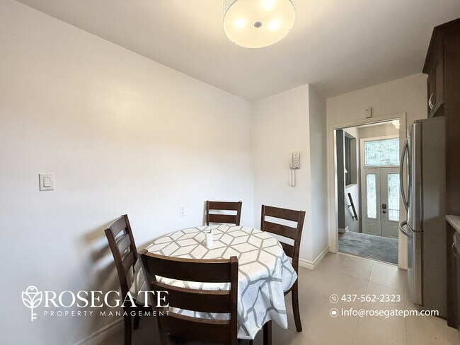 Building Photo - Spacious 3-Bedroom Home with Parking & Bal...