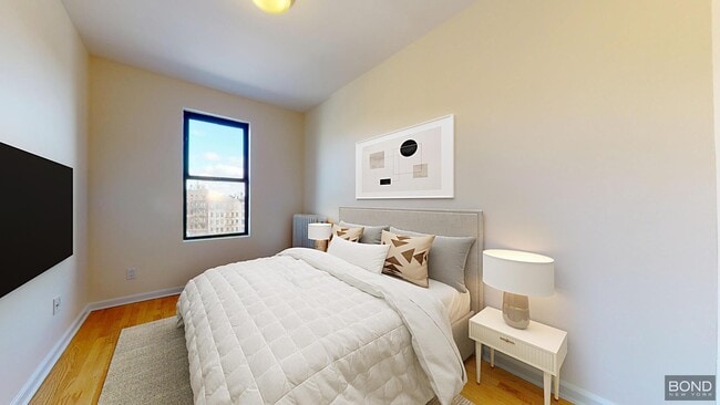 Building Photo - 620 W 171st St