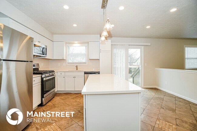 Building Photo - 1181 Onslow Dr