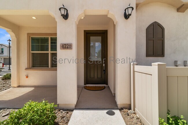 Building Photo - 4721 S Ferric