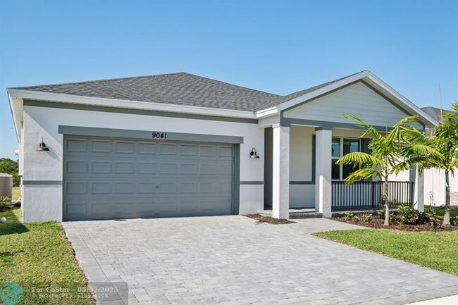 Building Photo - 9041 Dahlia Cir