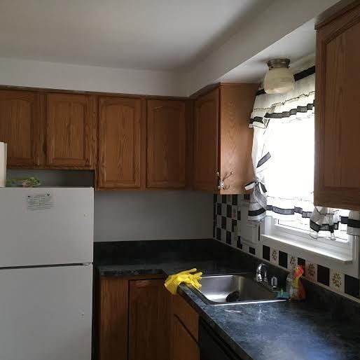 Building Photo - 7043 Garling Dr