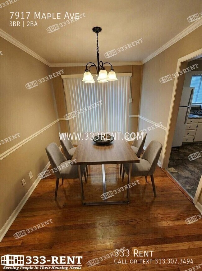 Foto del edificio - 7917 Maple Ave
