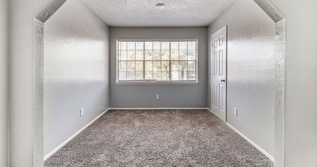 Building Photo - Hawke Apartment Homes